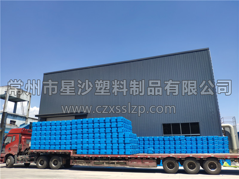 常州市星沙塑料制品有限公司-安徽亳州1M*1M*0.4M大浮筒发货13